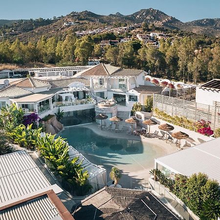 ホテル Oasi Blu Sardinia サンタ・マルゲリータ・ディ・プーラ エクステリア 写真