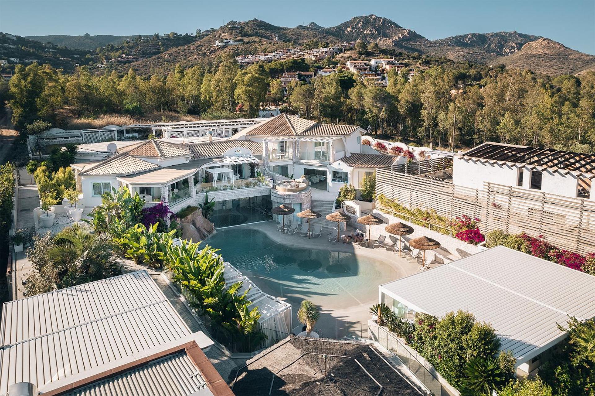 ホテル Oasi Blu Sardinia サンタ・マルゲリータ・ディ・プーラ エクステリア 写真